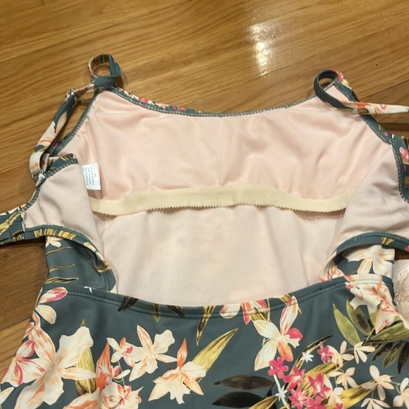Kona sol women’s one piece tropical print swimsuit size xsmall . - Picture 3 of 9